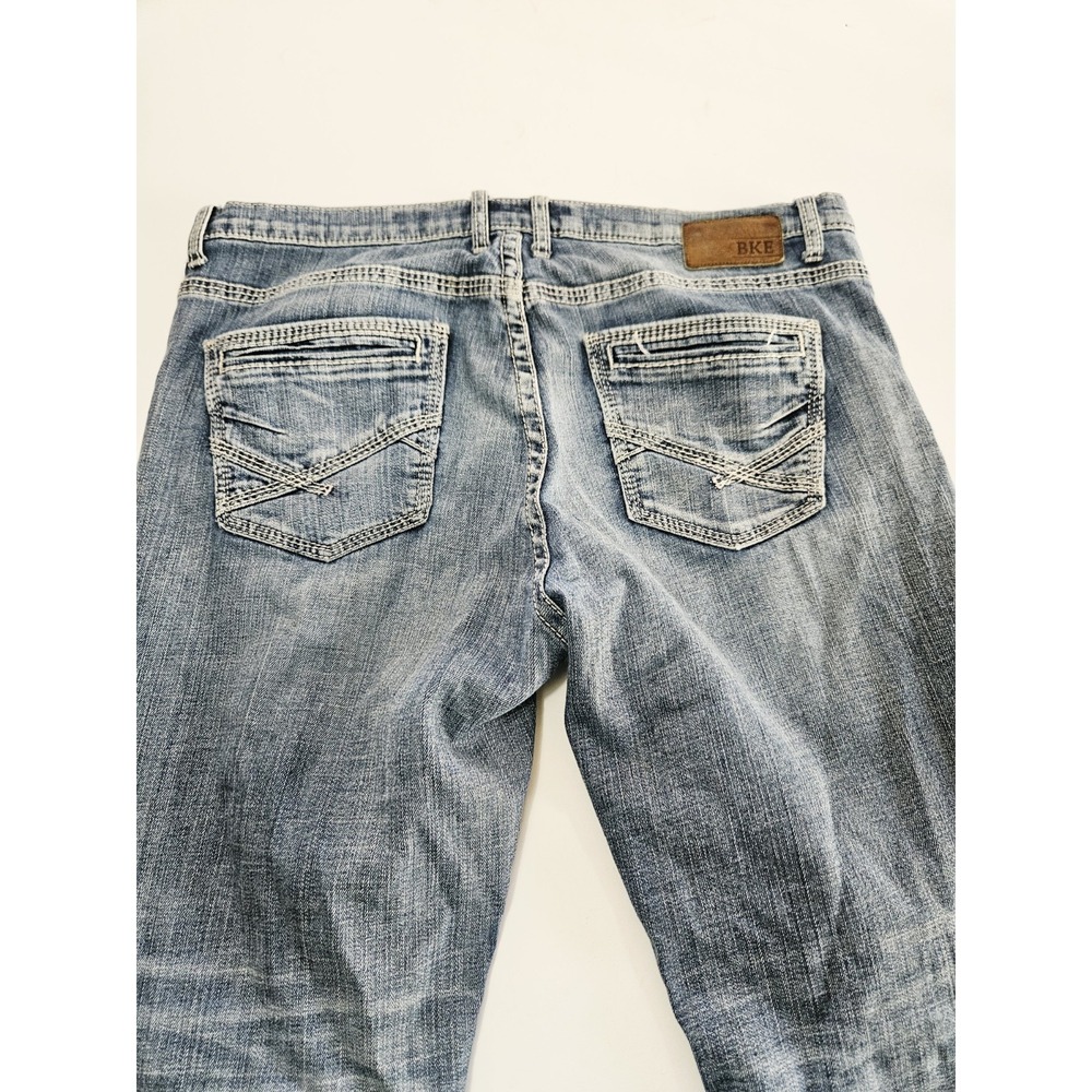Buckle BKE Jeans Mens 36R Derek Boot Leg Blue Distressed Denim - Picture 7 of 7